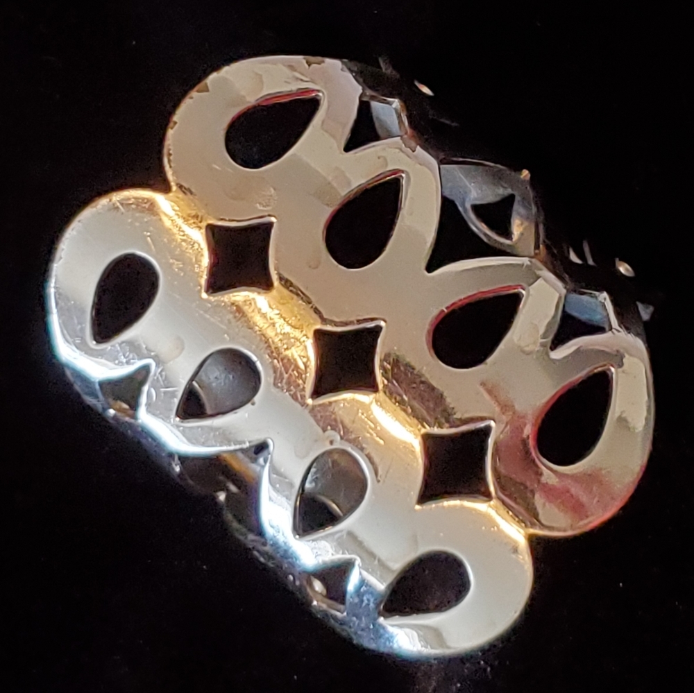 Silvertone open teardrop design cuff bracelet